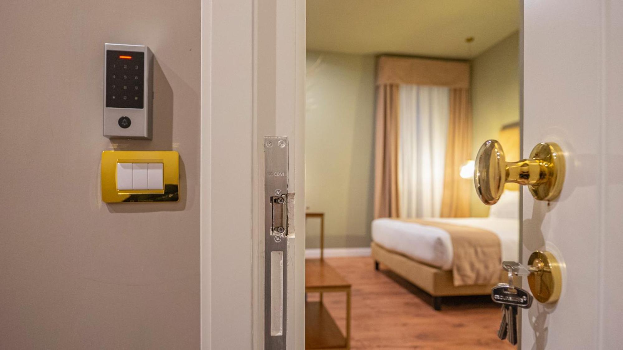 Navona Comfort Rooms Roma Esterno foto